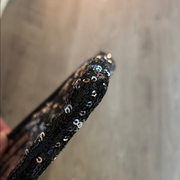 Victoria's Secret Black and Silver Sequin Wristlet - Picture 4 of 6